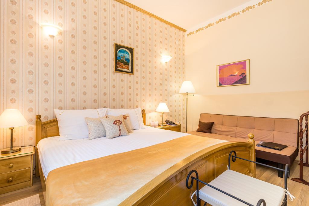 Villas Arbia - Margita Beach Hotel Banjol المظهر الخارجي الصورة
