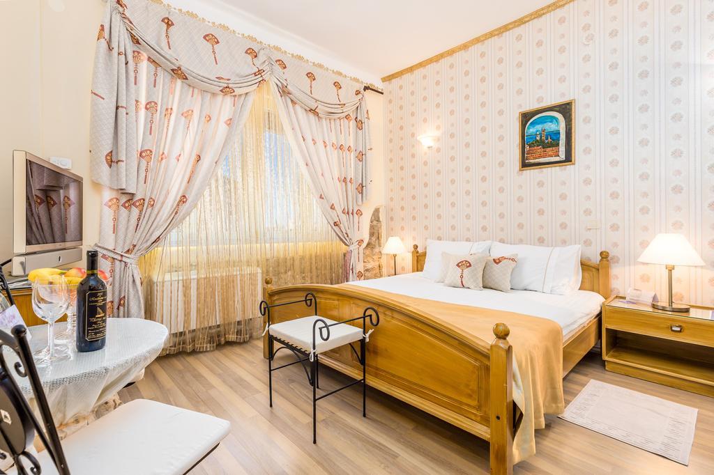 Villas Arbia - Margita Beach Hotel Banjol المظهر الخارجي الصورة